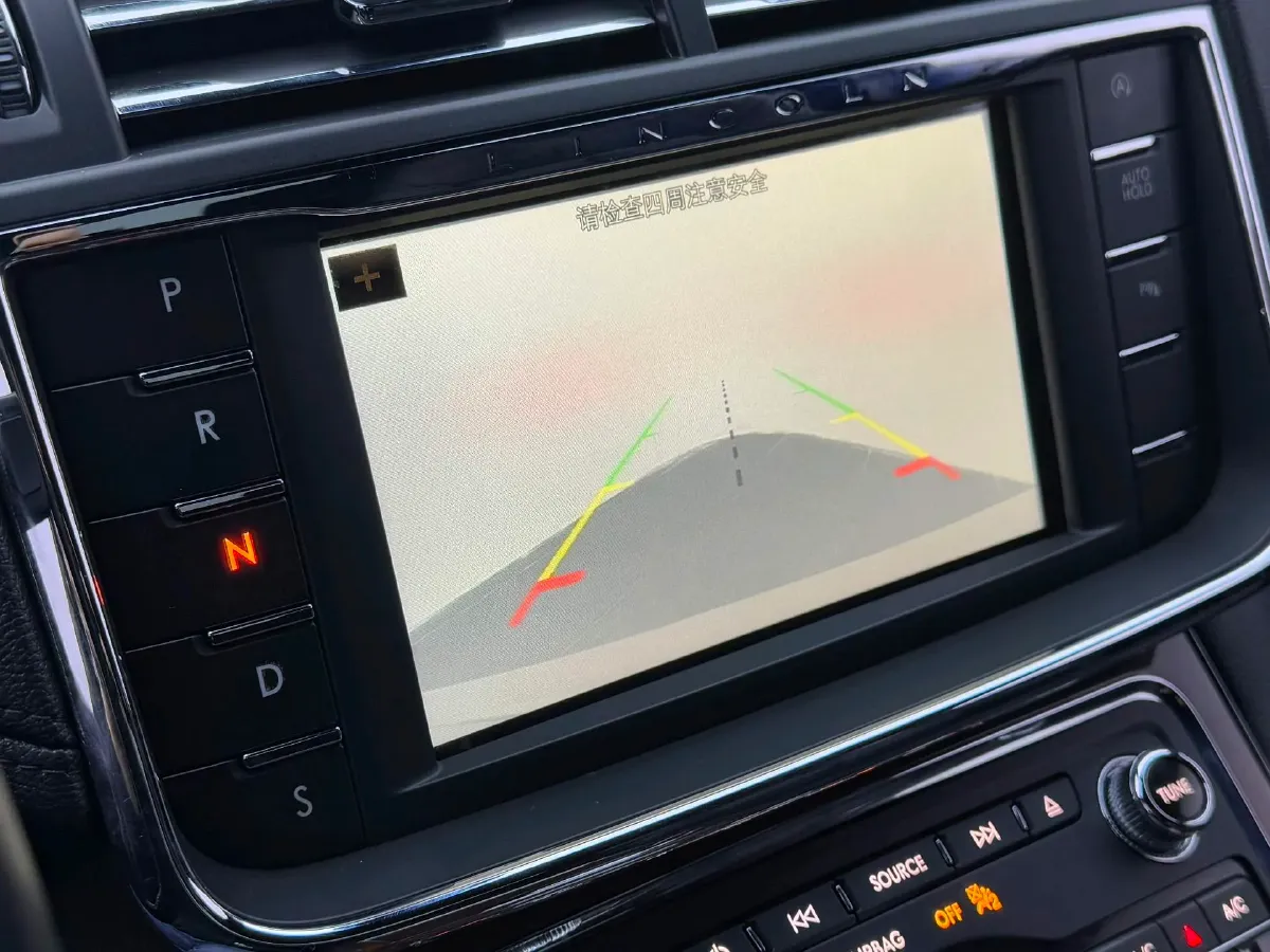 2018 Lincoln Continental 2.0T 261HP L4 6AT,autocango,china used car exporter,china ev exporter,chinese used car exporter,chinese used ev exporter