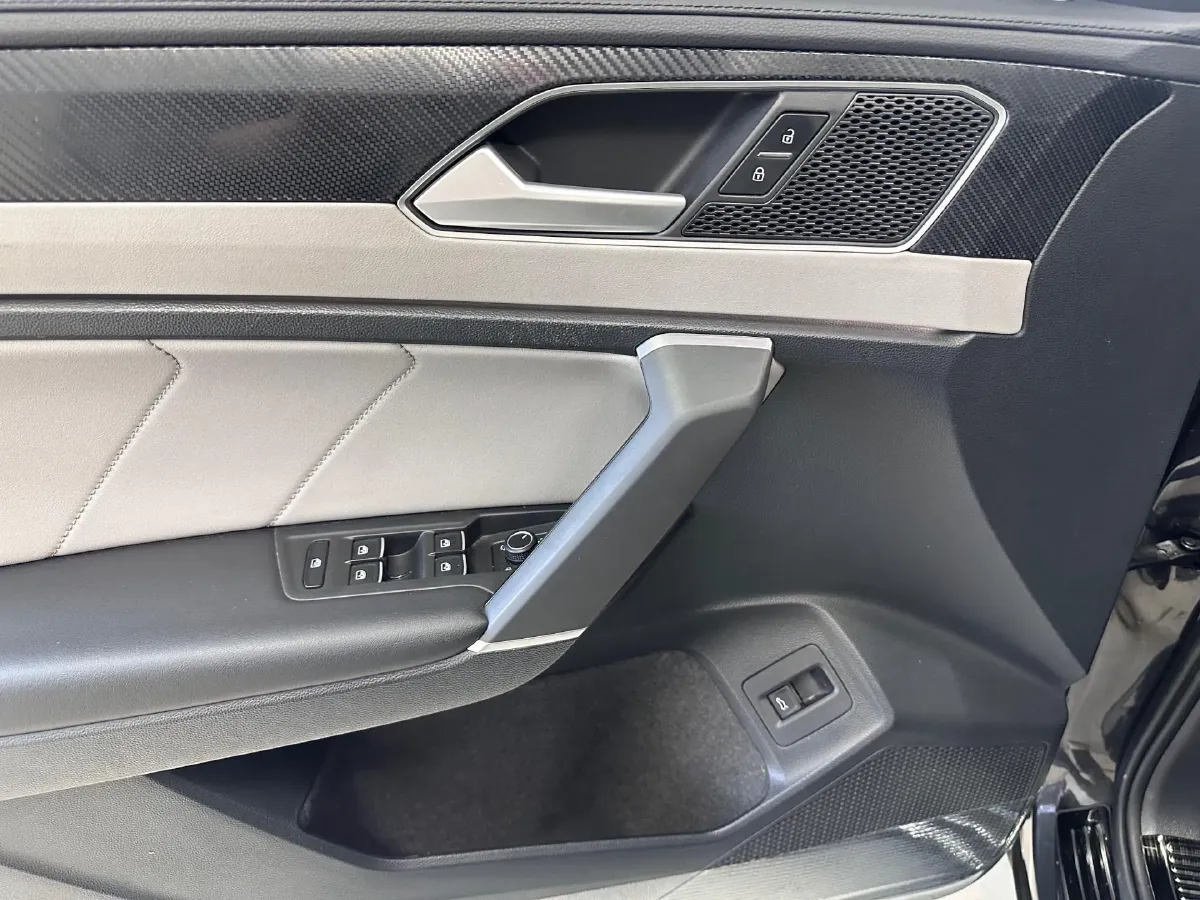 2023 Volkswagen Tayron 1.4T 150HP L4 7DCT,autocango,china used car exporter,china ev exporter,chinese used car exporter,chinese used ev exporter