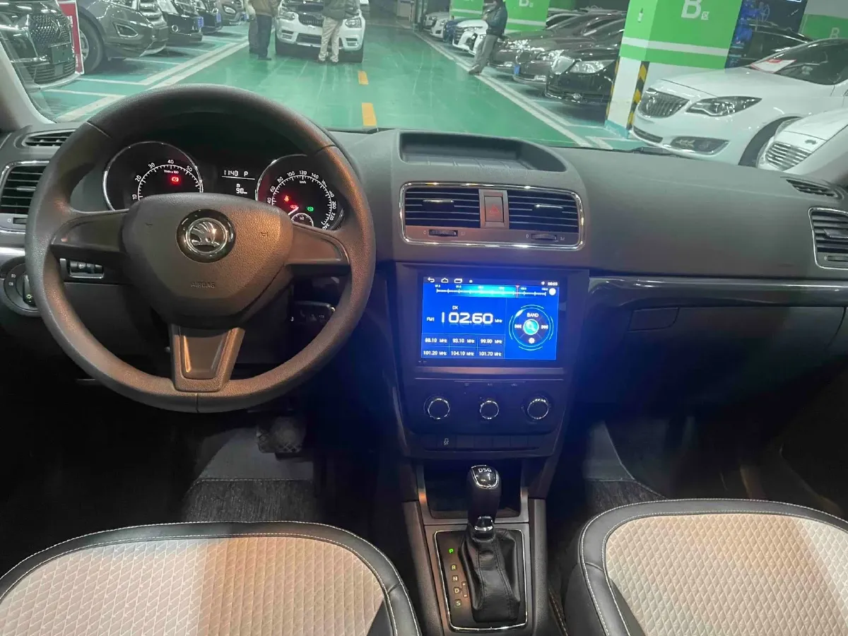 2017 Skoda Yeti 1.4T 150HP L4 7DCT,autocango,china used car exporter,china ev exporter,chinese used car exporter,chinese used ev exporter