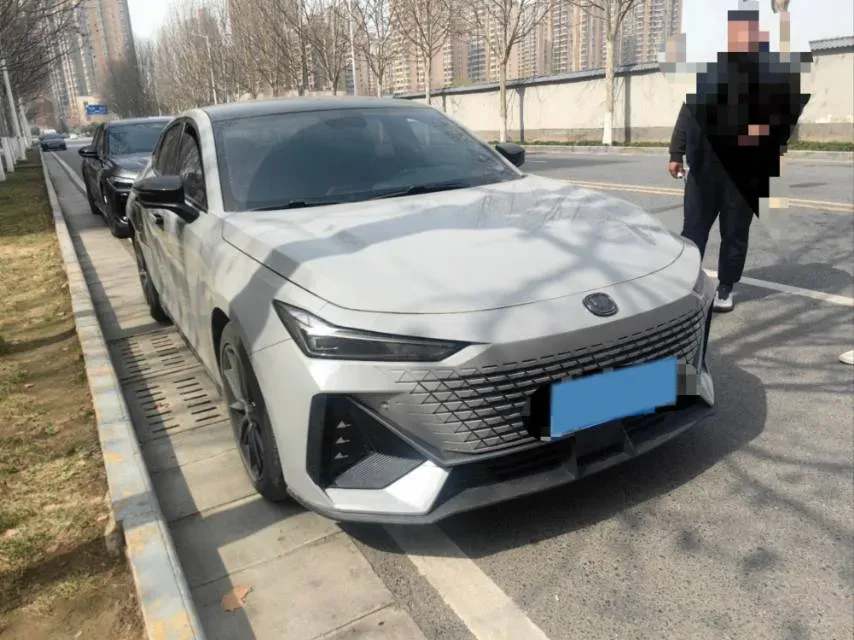 2022 ChangAn UNI-V 1.5T 188HP L4 7DCT,autocango,china used car exporter,china ev exporter,chinese used car exporter,chinese used ev exporter