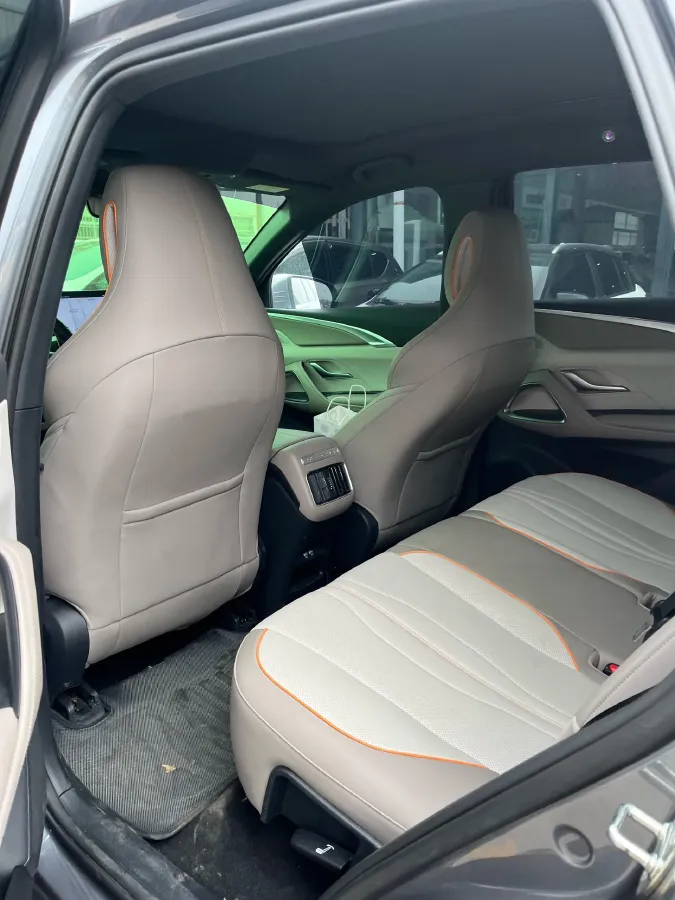 2024 BYD Song Pro 1.5L 110HP L4 E-CVT PHEV 18.3KWH,autocango,china used car exporter,china ev exporter,chinese used car exporter,chinese used ev exporter