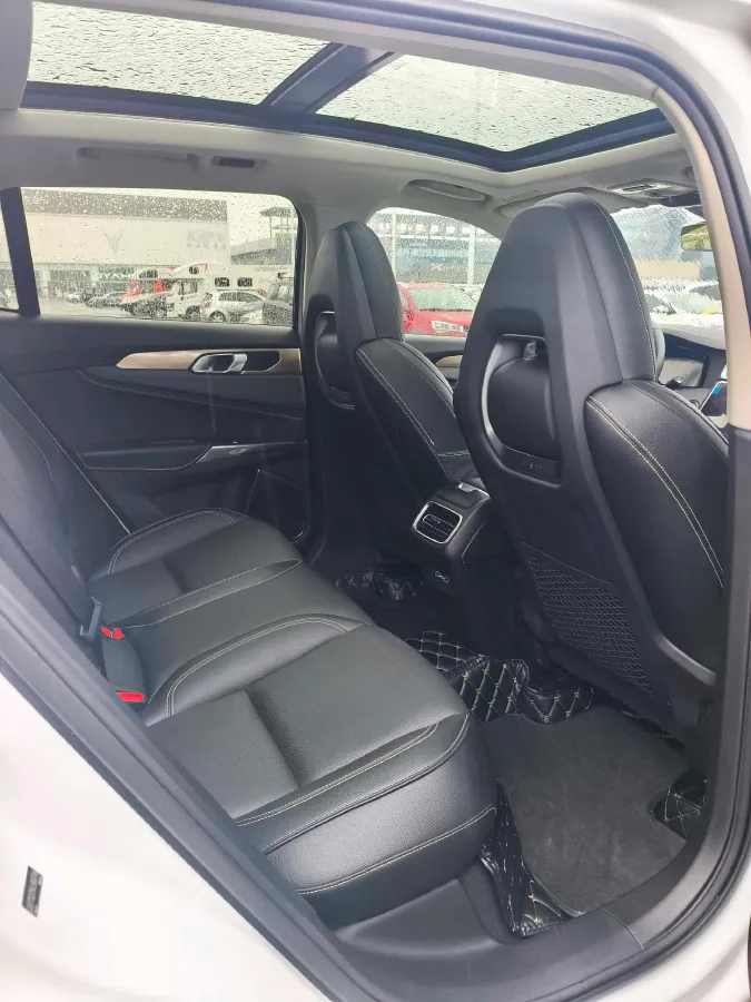 2019 Beijing BJ40 2.0T 218HP L4 6AT,autocango,china used car exporter,china ev exporter,chinese used car exporter,chinese used ev exporter