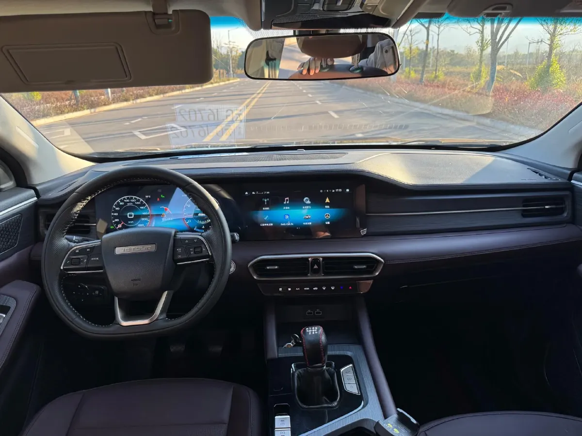 2024 Jetour X90 Plus 1.6T 197HP L4 6MT,autocango,china used car exporter,china ev exporter,chinese used car exporter,chinese used ev exporter