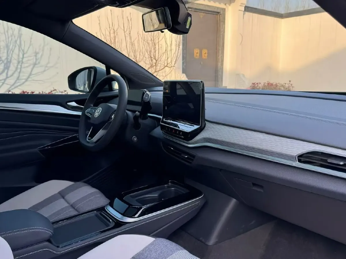 2024 Volkswagen ID.4 Crozz BEV 55.7KWH,autocango,china used car exporter,china ev exporter,chinese used car exporter,chinese used ev exporter