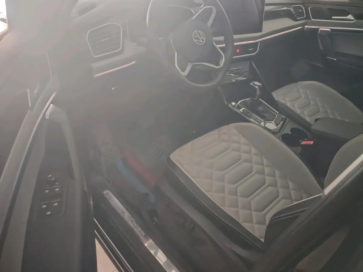 2024 Volkswagen Tayron 2.0T 186HP L4 7DCT,autocango,china used car exporter,china ev exporter,chinese used car exporter,chinese used ev exporter