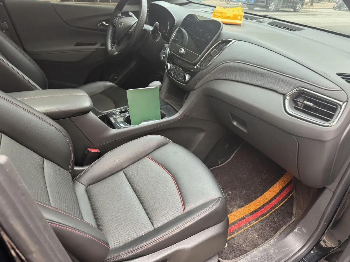 2023 Chevrolet Equinox 2.0T 237HP L4 9AT,autocango,china used car exporter,china ev exporter,chinese used car exporter,chinese used ev exporter