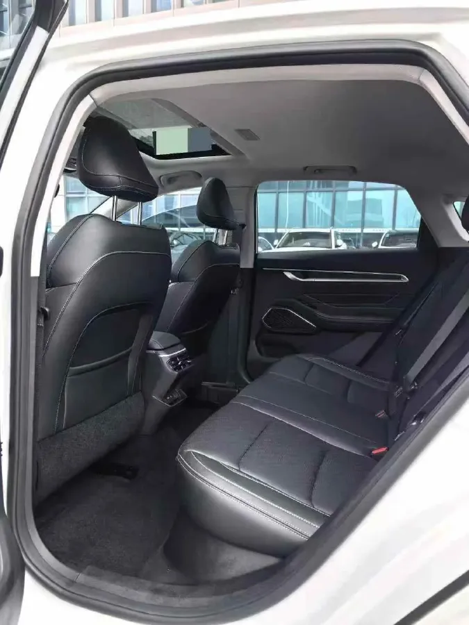 2023 Geely Emgrand 1.5L 127HP L4 CVT,autocango,china used car exporter,china ev exporter,chinese used car exporter,chinese used ev exporter