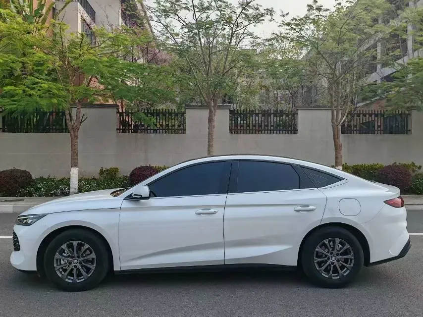 2024 BYD QinL 1.5L 101HP L4 E-CVT PHEV 10.08KWH,autocango,china used car exporter,china ev exporter,chinese used car exporter,chinese used ev exporter
