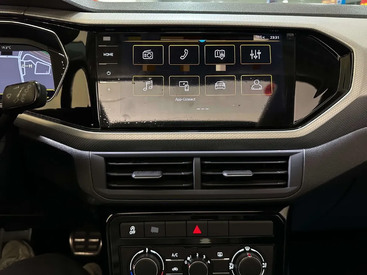 2023 Volkswagen Tacqua 1.2T 116HP L4 7DCT,autocango,china used car exporter,china ev exporter,chinese used car exporter,chinese used ev exporter