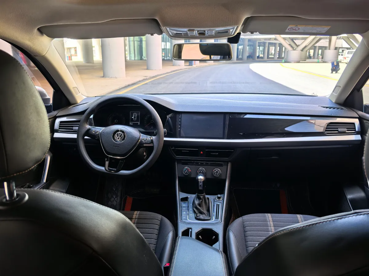 2018 Skoda Karoq 1.4T 150HP L4 7DCT,autocango,china used car exporter,china ev exporter,chinese used car exporter,chinese used ev exporter