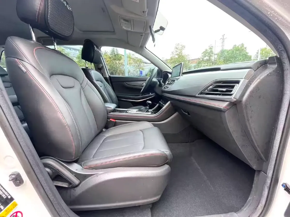 2021 ChangAn CS75 1.5T 178HP L4 7DCT,autocango,china used car exporter,china ev exporter,chinese used car exporter,chinese used ev exporter