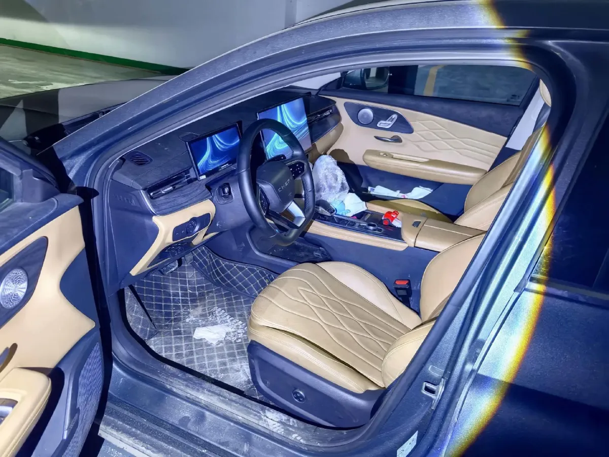 2025 Ruichi Auto RuiChi C5 REEV,autocango,china used car exporter,china ev exporter,chinese used car exporter,chinese used ev exporter