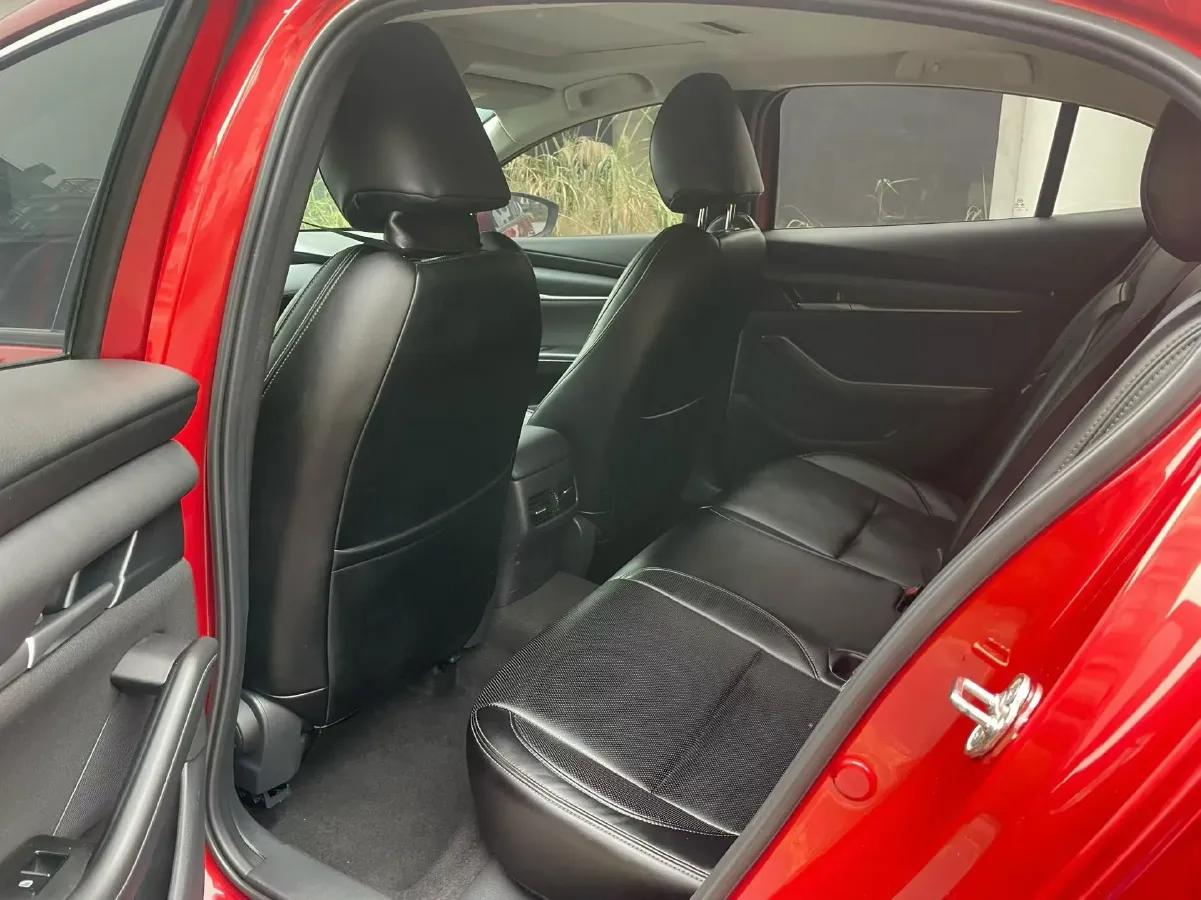 2020 Mazda 3 Axela 1.5L 117HP L4 6AT,autocango,china used car exporter,china ev exporter,chinese used car exporter,chinese used ev exporter