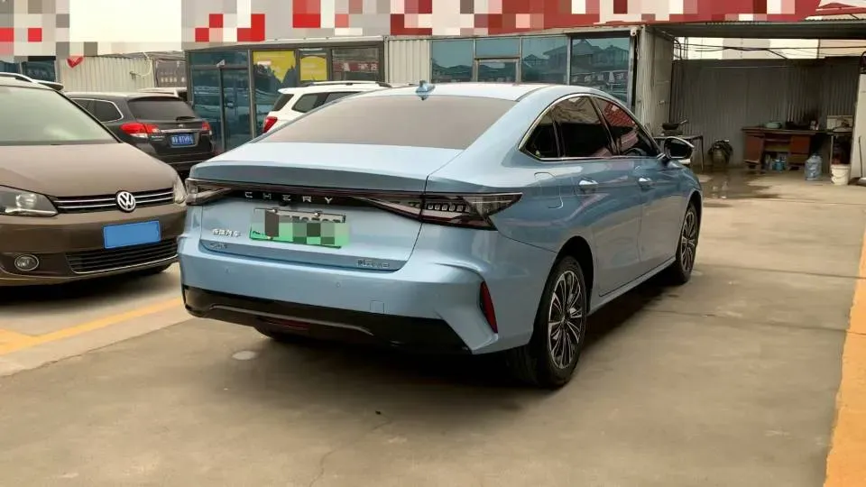 2024 Fulwin FulwinA8 1.5T 156HP L4 1DHT PHEV 18.3KWH,autocango,china used car exporter,china ev exporter,chinese used car exporter,chinese used ev exporter