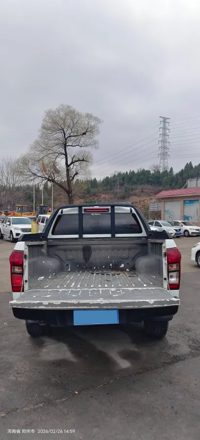 2021 Isuzu D-MAX 1.9T 163HP L4 6MT,autocango,china used car exporter,china ev exporter,chinese used car exporter,chinese used ev exporter