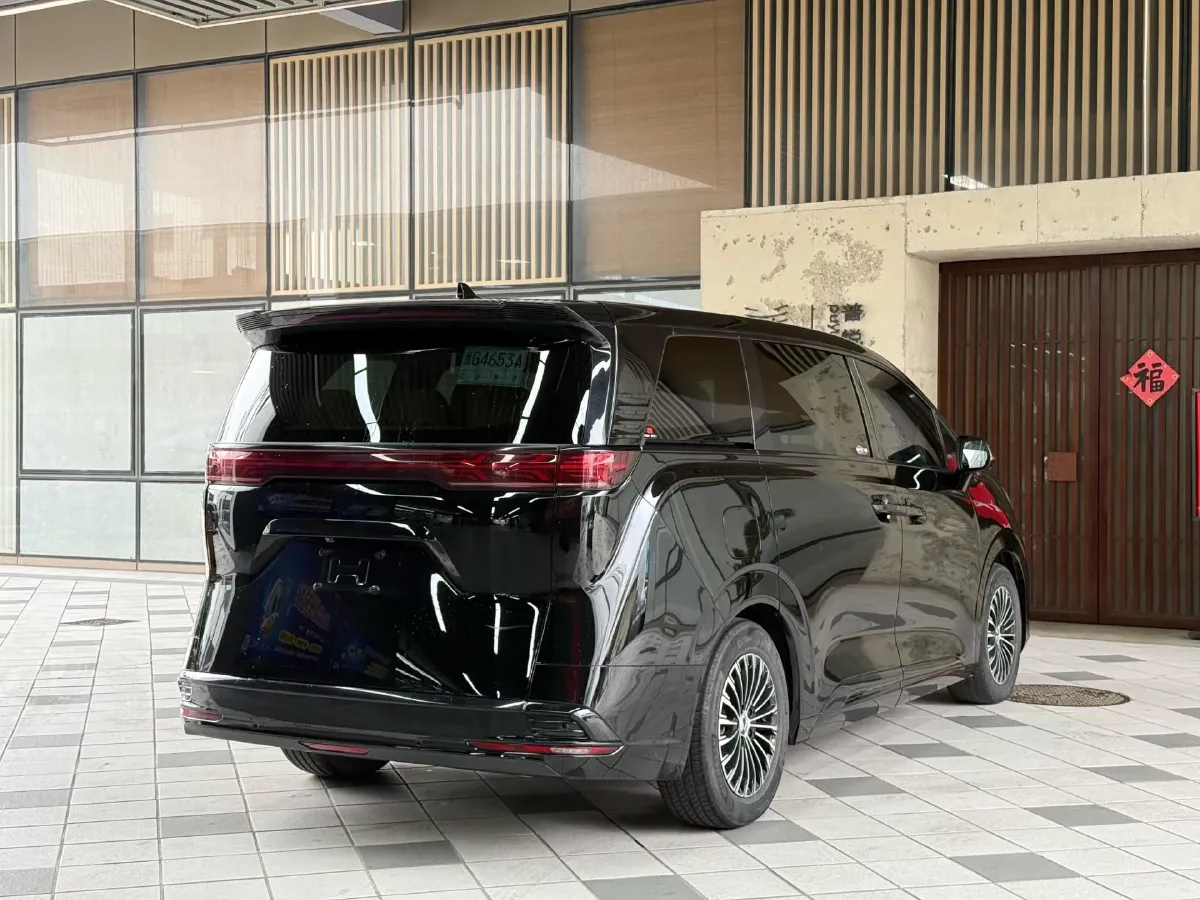 2022 HongQi HS7 3.0T 337HP V6 8AT,autocango,china used car exporter,china ev exporter,chinese used car exporter,chinese used ev exporter