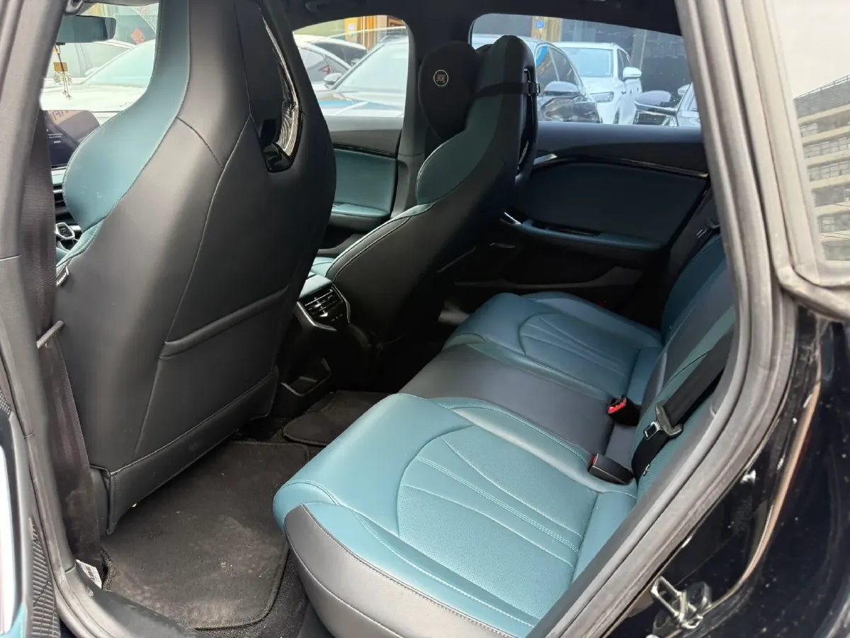 2023 MG 7 2.0T 261HP L4 9AT,autocango,china used car exporter,china ev exporter,chinese used car exporter,chinese used ev exporter