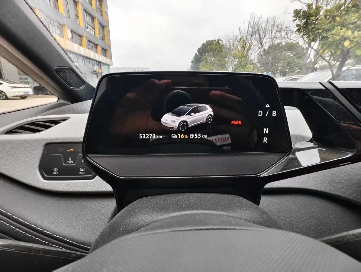 2024 Volkswagen ID.3 BEV 52.8KWH,autocango,china used car exporter,china ev exporter,chinese used car exporter,chinese used ev exporter