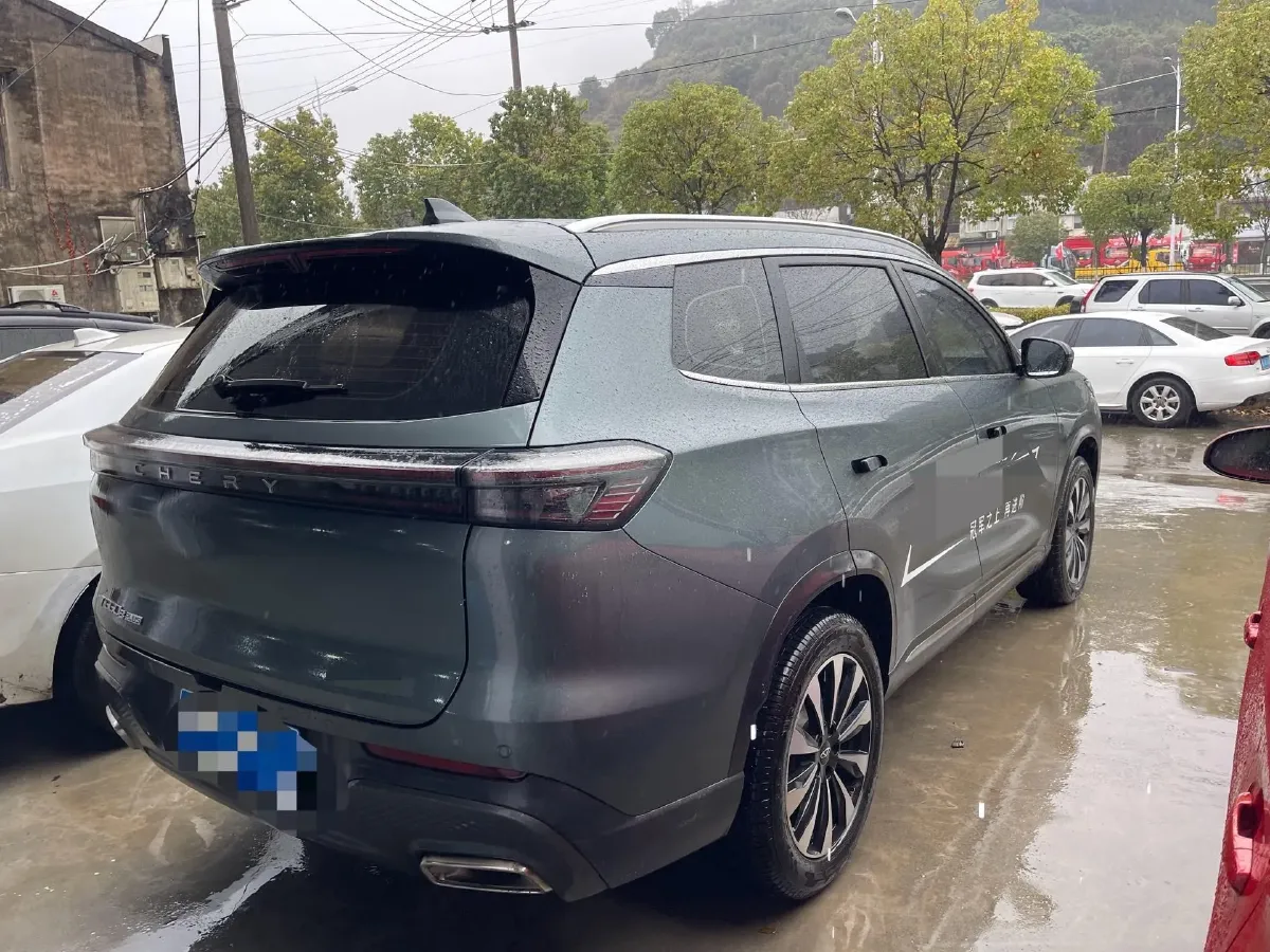 2025 Chery Tiggo 8 Plus 1.6T 197HP L4 7DCT,autocango,china used car exporter,china ev exporter,chinese used car exporter,chinese used ev exporter