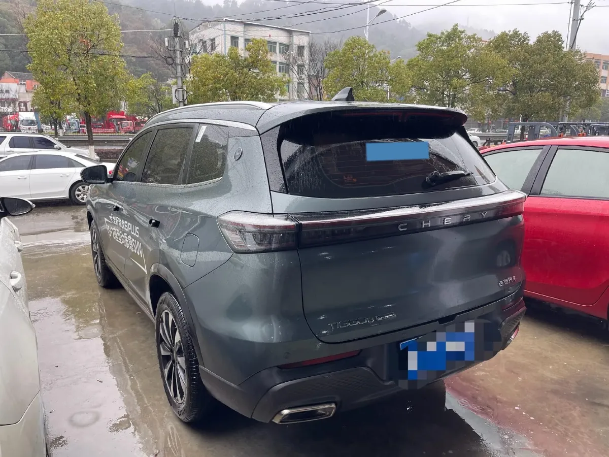 2025 Chery Tiggo 8 Plus 1.6T 197HP L4 7DCT,autocango,china used car exporter,china ev exporter,chinese used car exporter,chinese used ev exporter