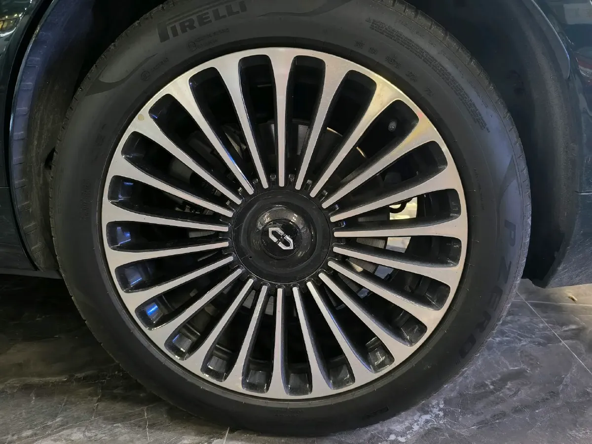 2024 AITO AITO M9 1.5T 152HP L4 REEV 42KWH,autocango,china used car exporter,china ev exporter,chinese used car exporter,chinese used ev exporter