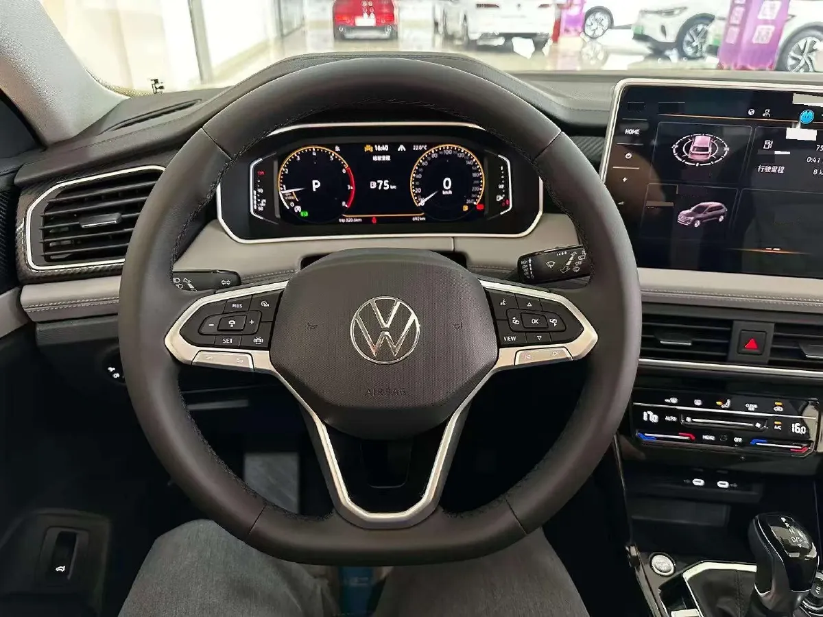 2025 Volkswagen Tayron 2.0T 186HP L4 7DCT,autocango,china used car exporter,china ev exporter,chinese used car exporter,chinese used ev exporter