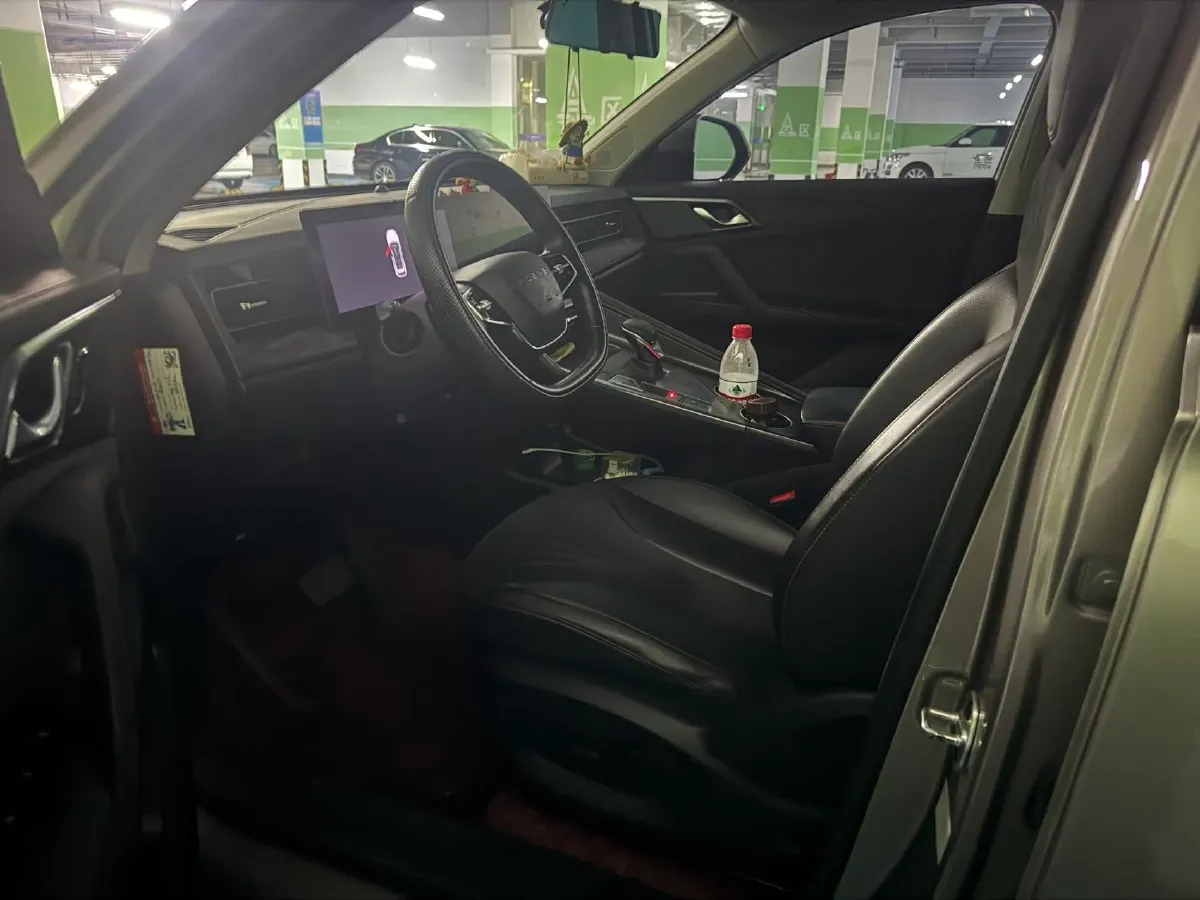 2024 Roewe D5X DMH 1.5T 150HP L4 2DHT PHEV 21.4KWH,autocango,china used car exporter,china ev exporter,chinese used car exporter,chinese used ev exporter