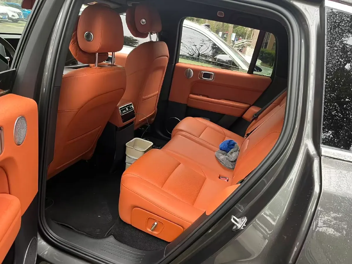 2024 Li L6 Range Extended 154HP L4 REEV 36.8KWH,autocango,china used car exporter,china ev exporter,chinese used car exporter,chinese used ev exporter