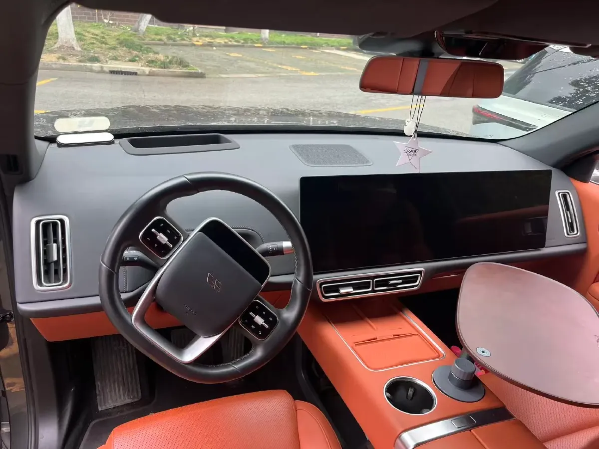 2024 Li L6 Range Extended 154HP L4 REEV 36.8KWH,autocango,china used car exporter,china ev exporter,chinese used car exporter,chinese used ev exporter