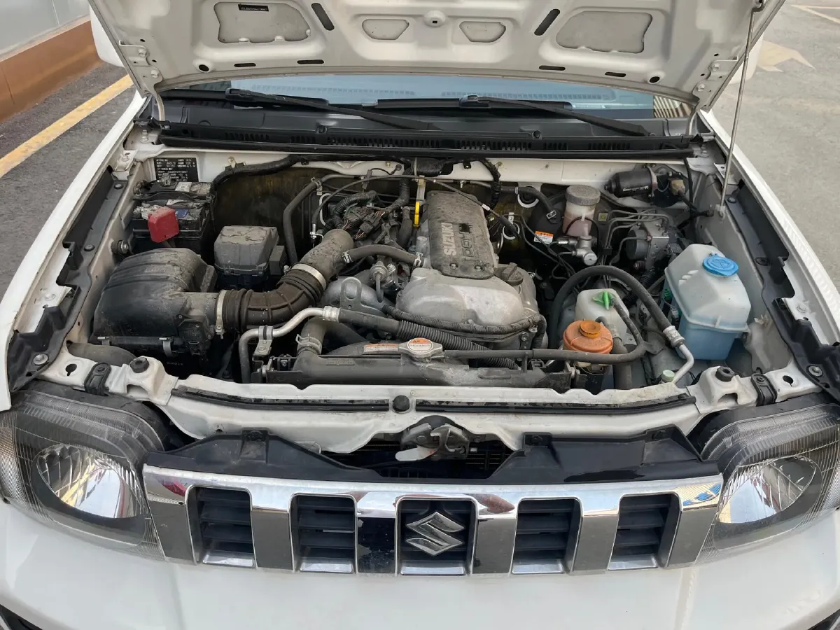 2015 Suzuki Jimny 1.3L 85HP L4 4AT,autocango,china used car exporter,china ev exporter,chinese used car exporter,chinese used ev exporter