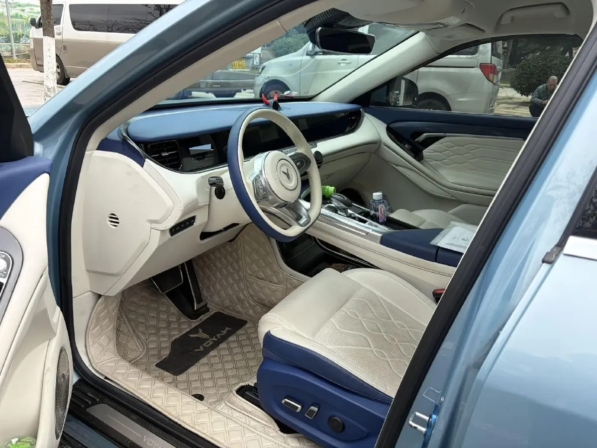 2021 Voyah FREE Range Extended 109HP REEV 33KWH,autocango,china used car exporter,china ev exporter,chinese used car exporter,chinese used ev exporter