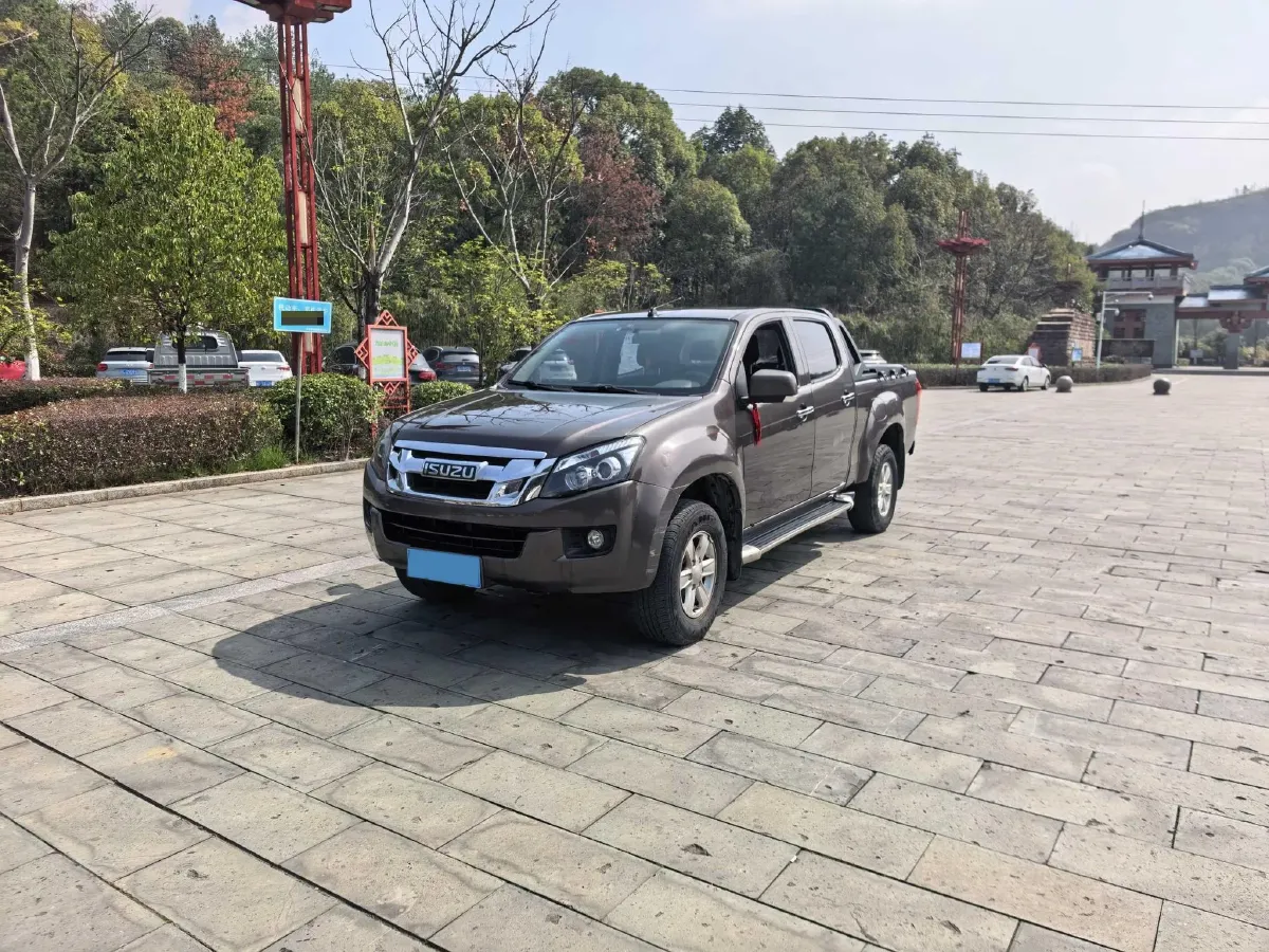 2019 Isuzu LingTuo 2.5T 129HP L4 6MT,autocango,china used car exporter,china ev exporter,chinese used car exporter,chinese used ev exporter