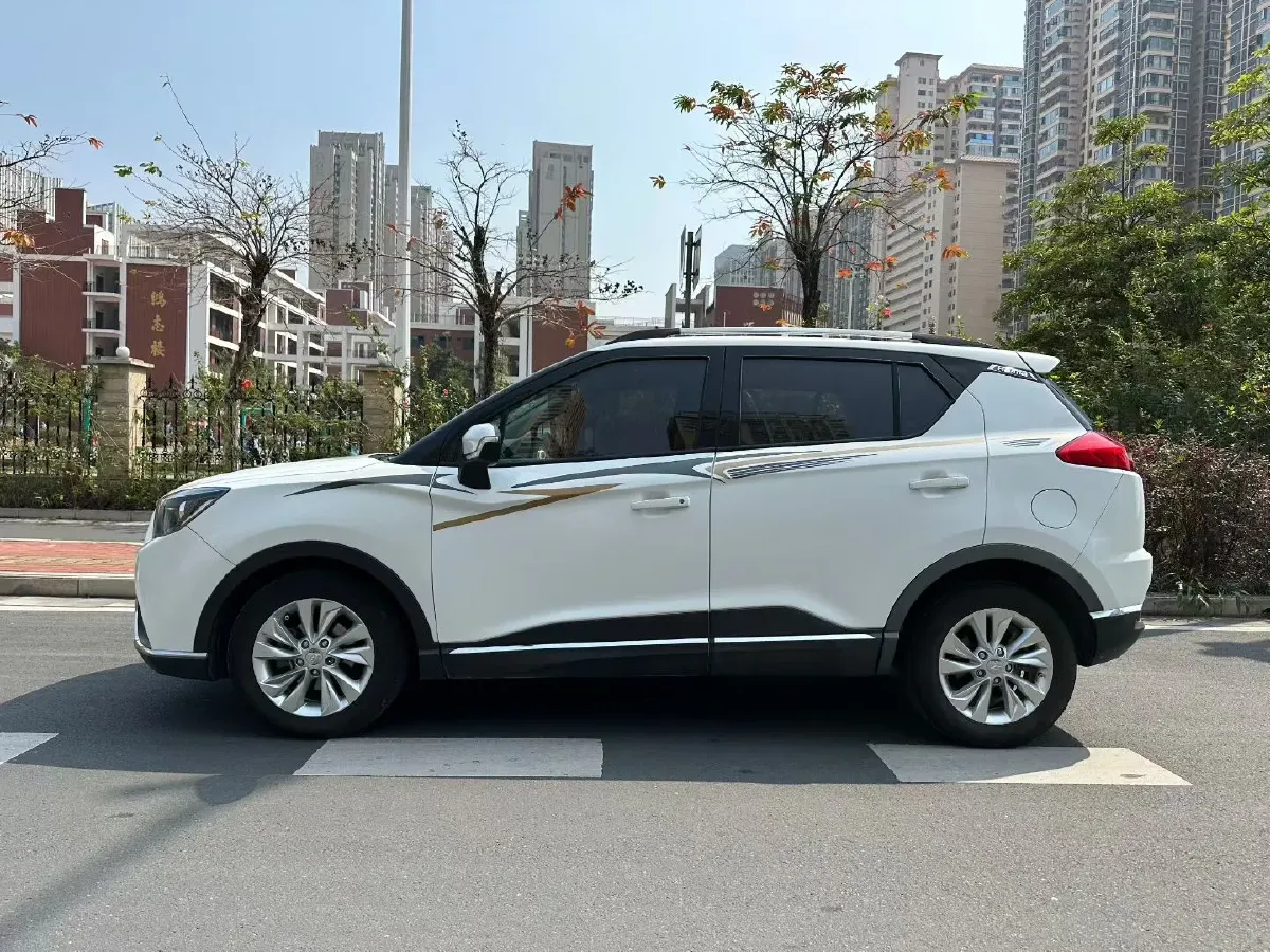 2018 HaiMa S5 Young Edition 1.6L 122HP L4 CVT,autocango,china used car exporter,china ev exporter,chinese used car exporter,chinese used ev exporter