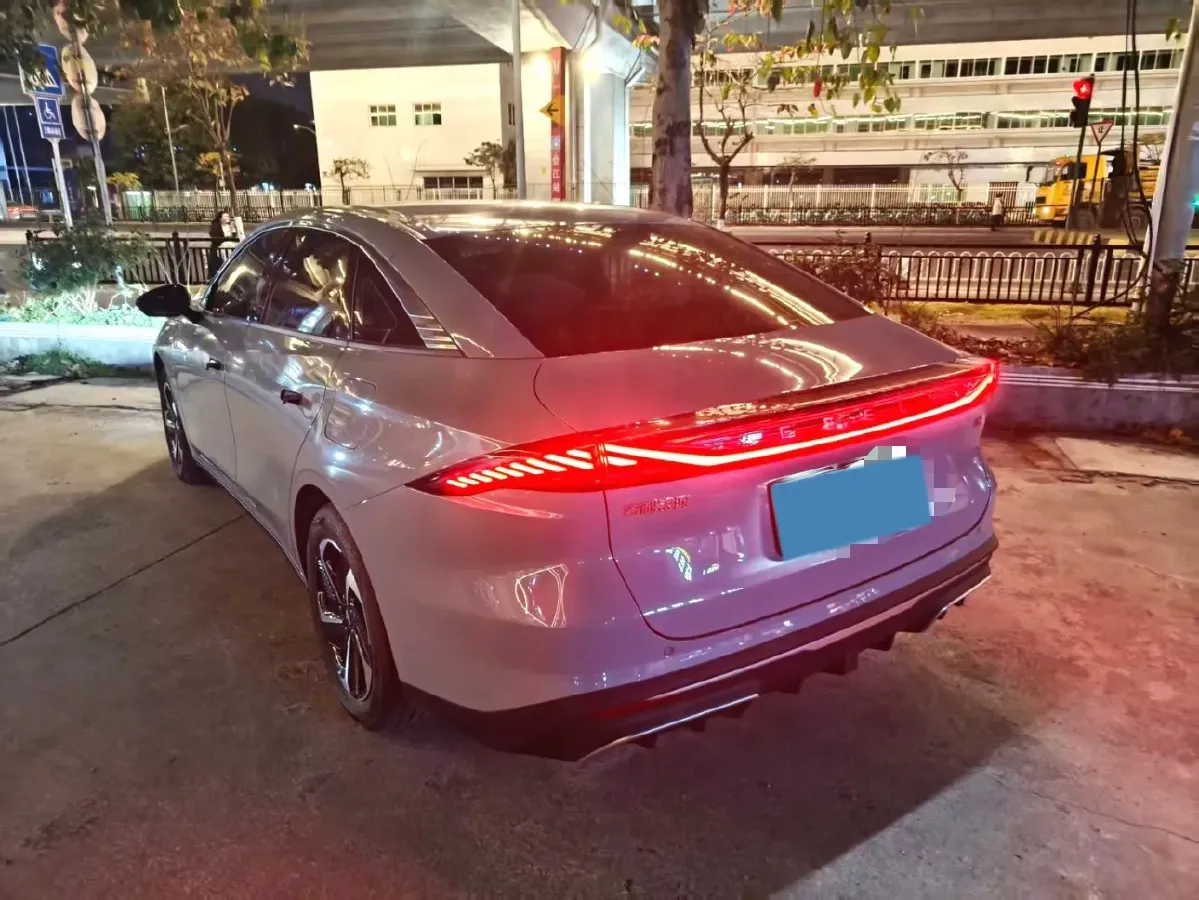 2024 Geely Galaxy L6 1.5T 163HP L4 3DHT PHEV,autocango,china used car exporter,china ev exporter,chinese used car exporter,chinese used ev exporter