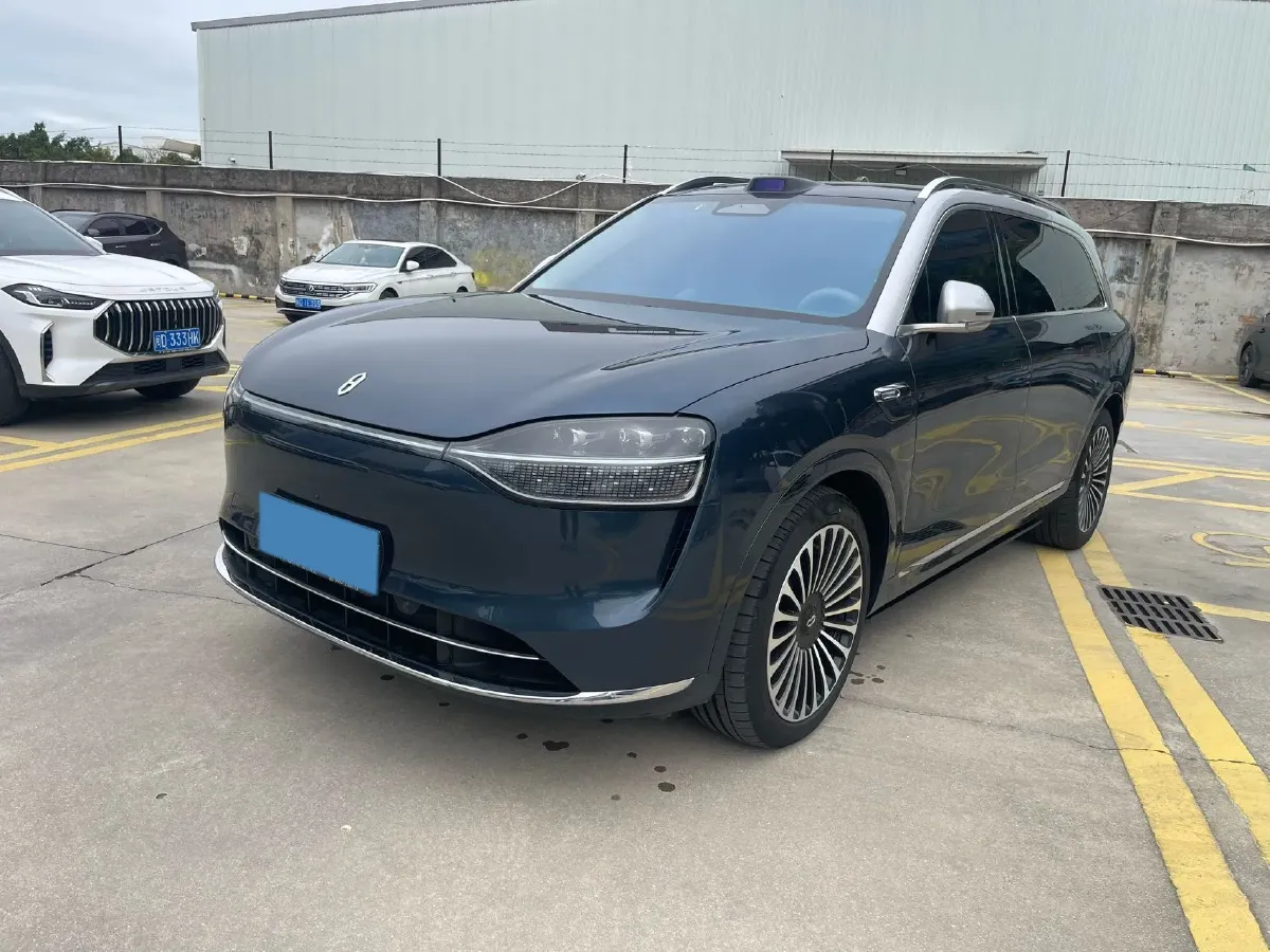 2025 AITO AITO M9 REEV 160HP REEV 52KWH,autocango,china used car exporter,china ev exporter,chinese used car exporter,chinese used ev exporter