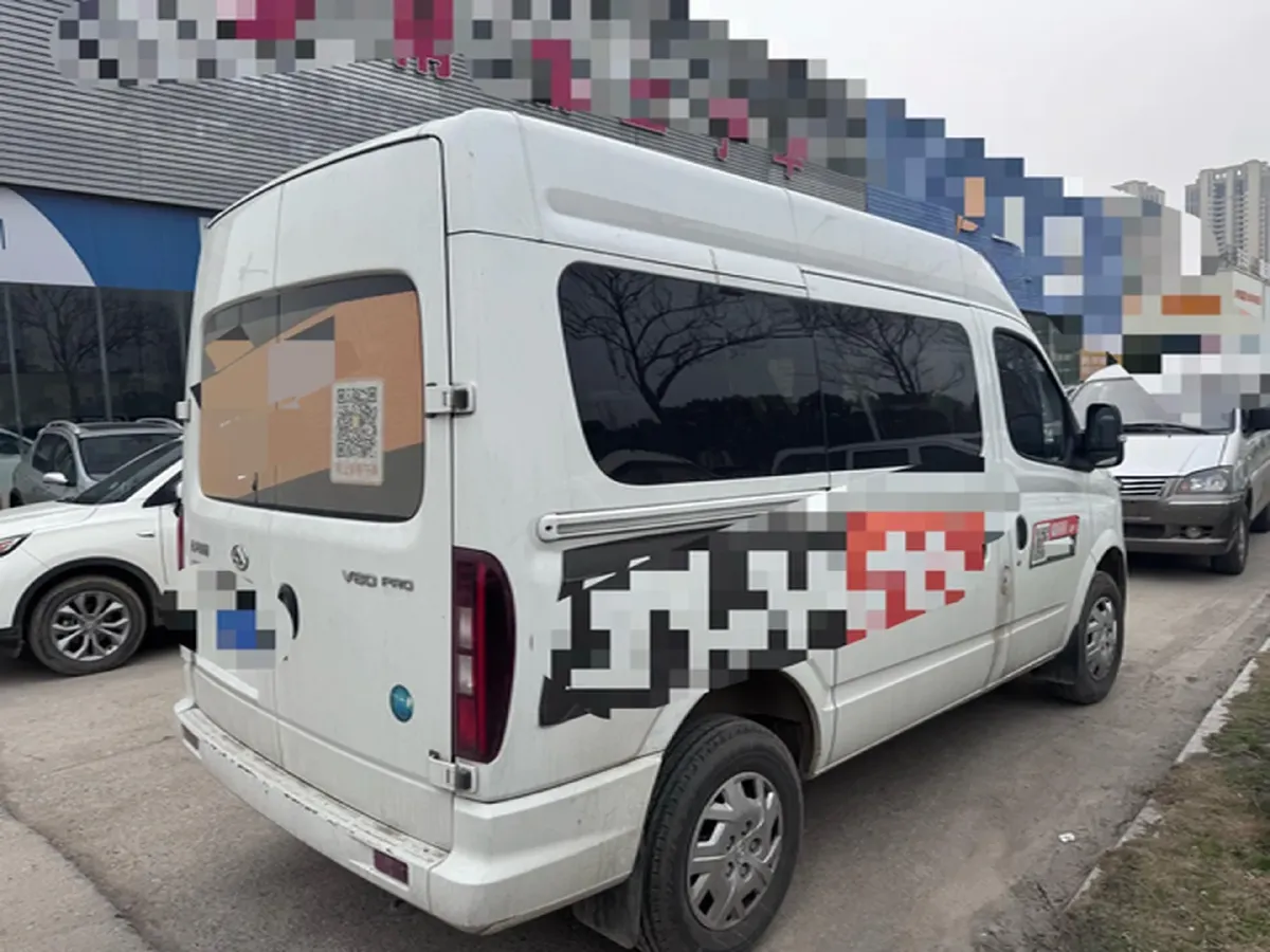 2019 MAXUS XinTu V80 2.5T 136HP L4 6MT,autocango,china used car exporter,china ev exporter,chinese used car exporter,chinese used ev exporter