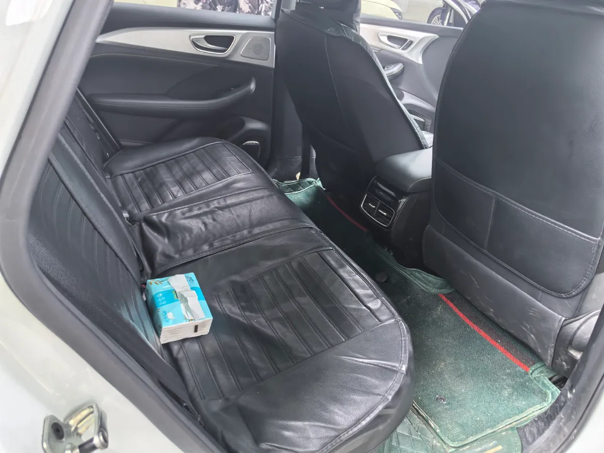 2022 Roewe RX5 eMAX 1.5T 169HP L4 AMT PHEV 16.6KWH,autocango,china used car exporter,china ev exporter,chinese used car exporter,chinese used ev exporter