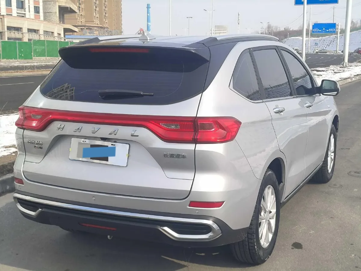 2021 Haval M6 1.5T 150HP L4 6MT,autocango,china used car exporter,china ev exporter,chinese used car exporter,chinese used ev exporter
