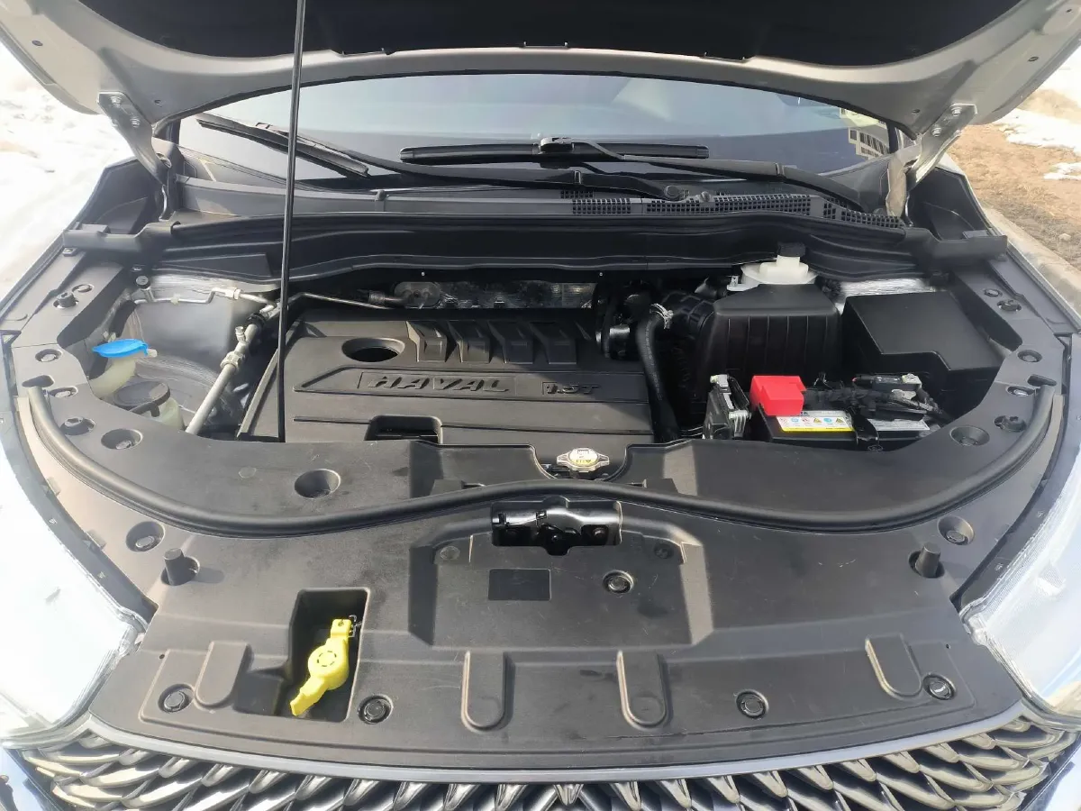 2021 Haval M6 1.5T 150HP L4 6MT,autocango,china used car exporter,china ev exporter,chinese used car exporter,chinese used ev exporter