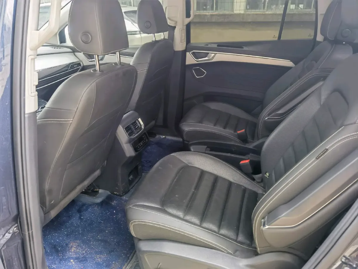 2021 Volkswagen Talagon 2.0T 220HP L4 7DCT,autocango,china used car exporter,china ev exporter,chinese used car exporter,chinese used ev exporter