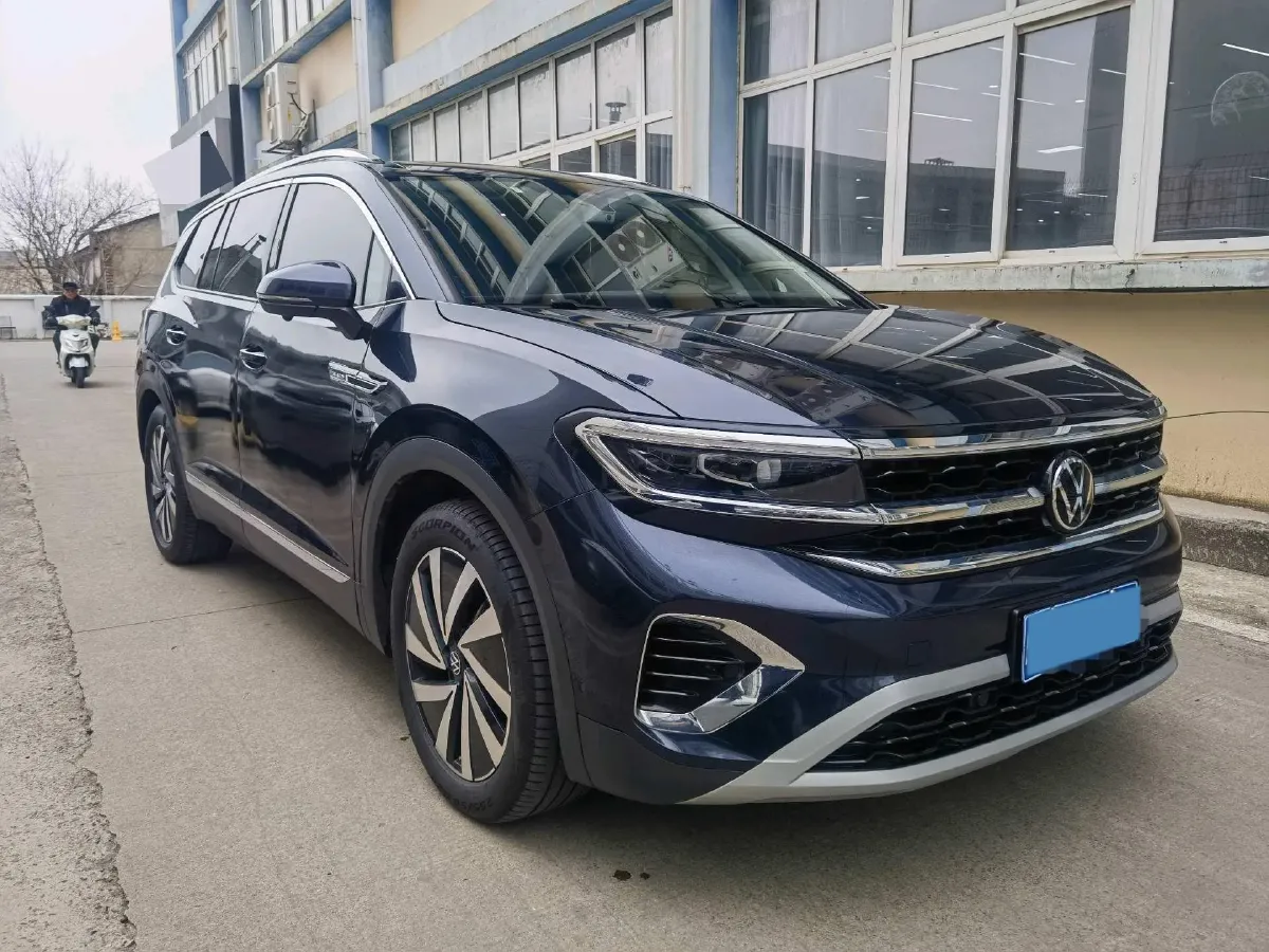 2021 Volkswagen Talagon 2.0T 220HP L4 7DCT,autocango,china used car exporter,china ev exporter,chinese used car exporter,chinese used ev exporter