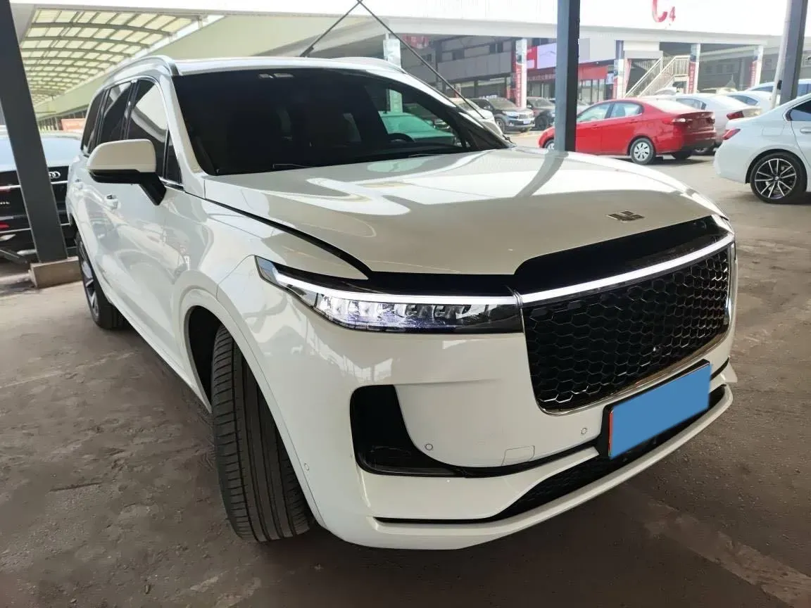 2020 Li ONE Range Extended 131HP REEV 40.5KWH,autocango,china used car exporter,china ev exporter,chinese used car exporter,chinese used ev exporter
