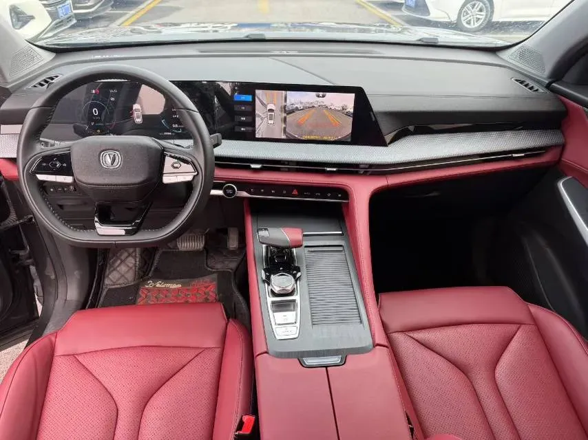 2022 ChangAn CS75 Plus 1.5T 188HP L4 8AT,autocango,china used car exporter,china ev exporter,chinese used car exporter,chinese used ev exporter