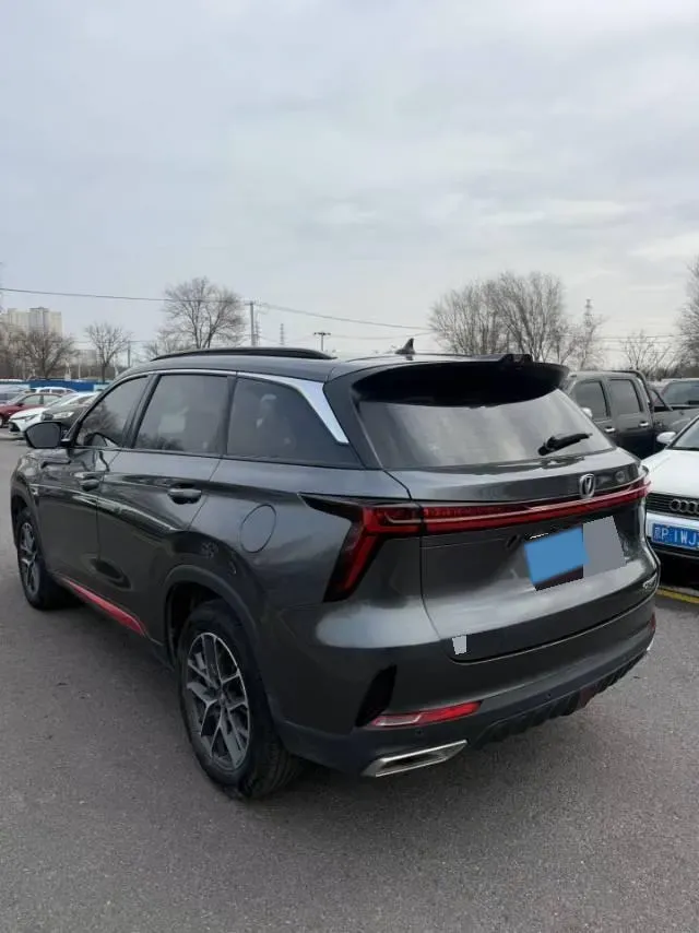 2022 ChangAn CS75 Plus 1.5T 188HP L4 8AT,autocango,china used car exporter,china ev exporter,chinese used car exporter,chinese used ev exporter