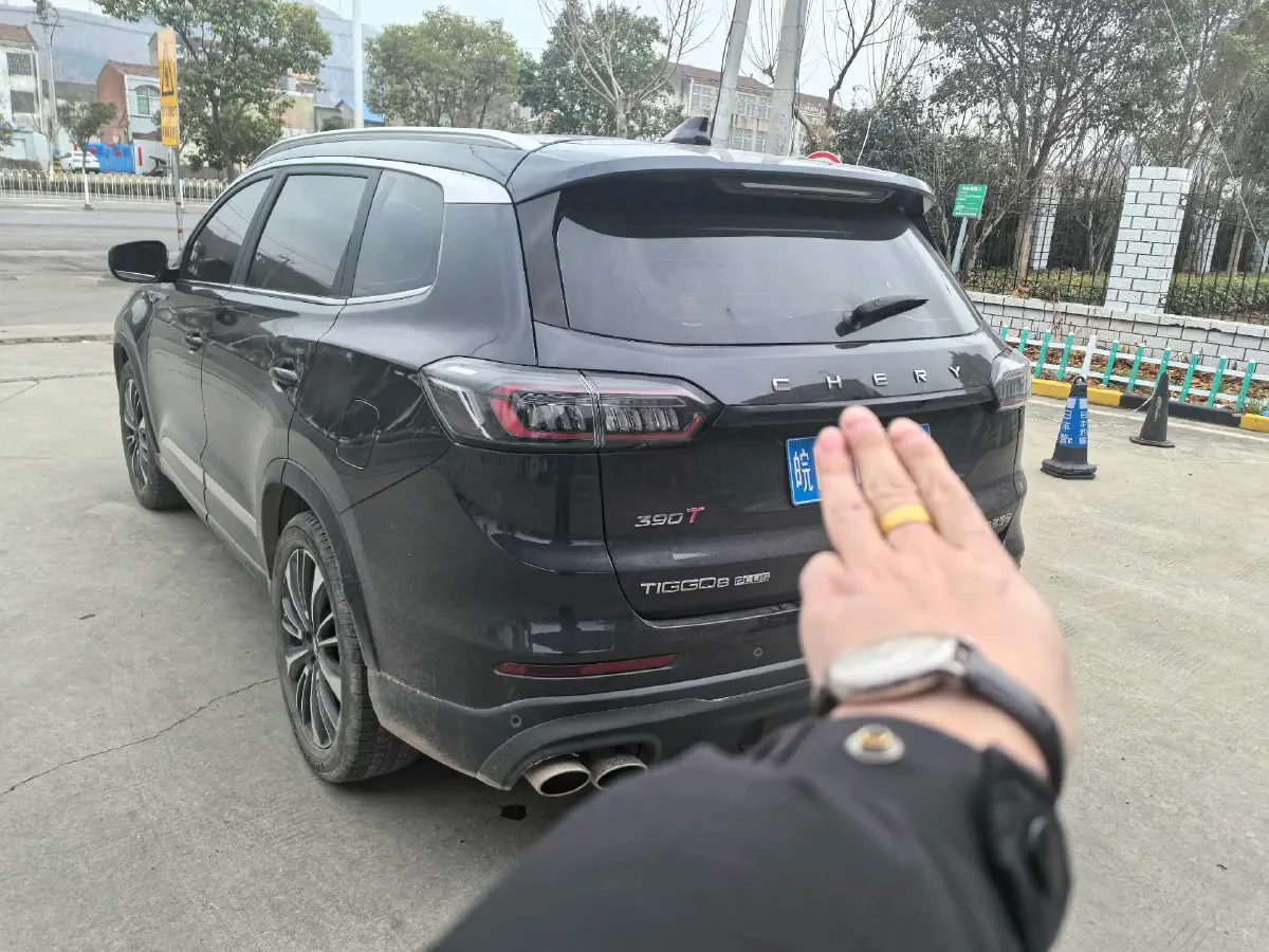 2022 Chery Tiggo 8 Plus 2.0T 254HP L4 7DCT,autocango,china used car exporter,china ev exporter,chinese used car exporter,chinese used ev exporter