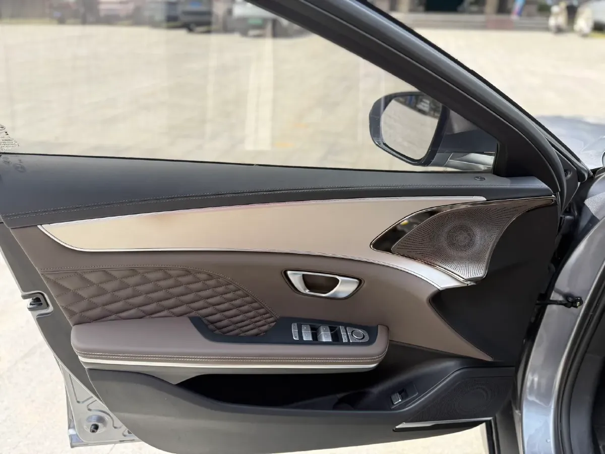 2023 BYD Han 1.5T 139HP L4 E-CVT PHEV 18.316KWH,autocango,china used car exporter,china ev exporter,chinese used car exporter,chinese used ev exporter