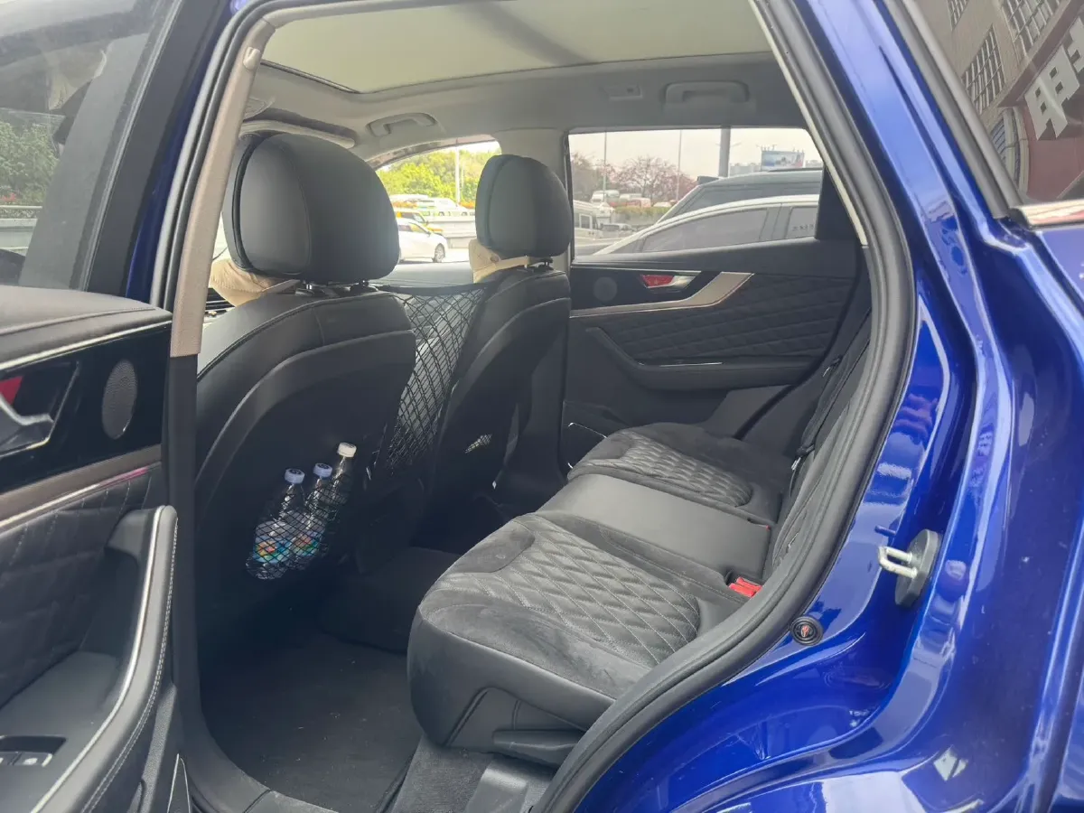 2019 HongQi HS5 2.0T 224HP L4 6AT,autocango,china used car exporter,china ev exporter,chinese used car exporter,chinese used ev exporter