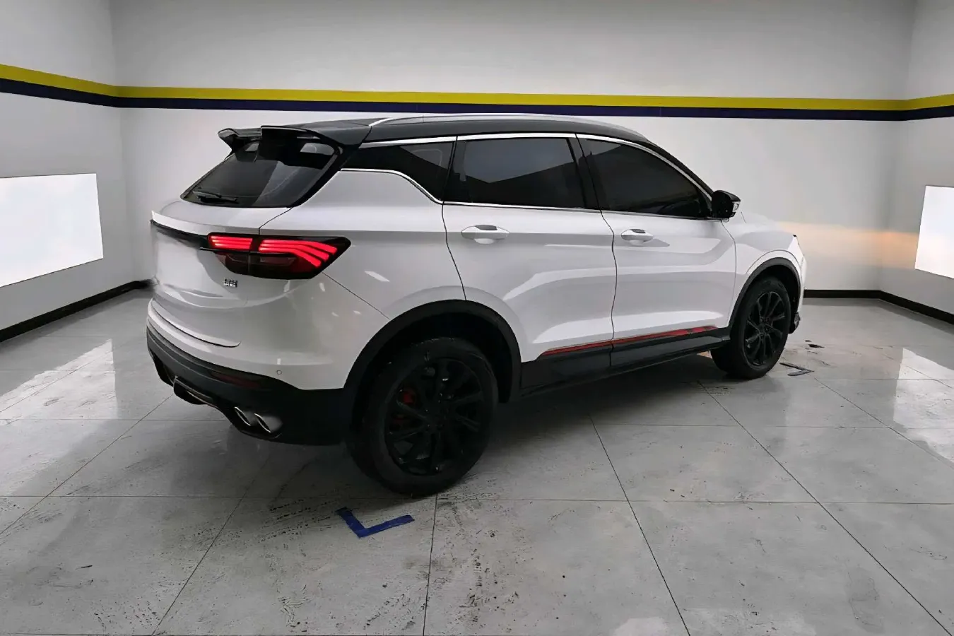 2023 Geely Coolray 1.5T 181HP L4 7DCT,autocango,china used car exporter,china ev exporter,chinese used car exporter,chinese used ev exporter