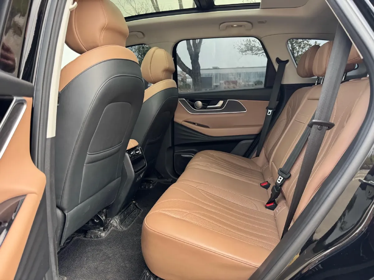 2024 Chery Tiggo8L 2.0T 254HP L4 8AT,autocango,china used car exporter,china ev exporter,chinese used car exporter,chinese used ev exporter