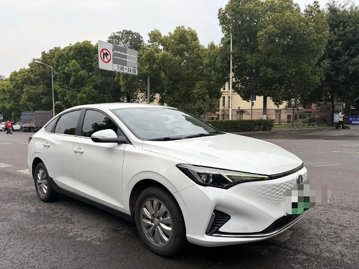 2022 ChangAn Eado BEV 47.78KWH,autocango,china used car exporter,china ev exporter,chinese used car exporter,chinese used ev exporter